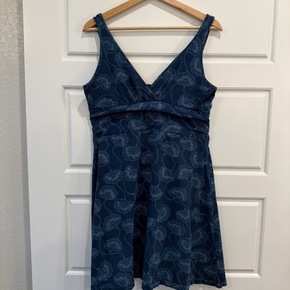 Patagonia Women’s Margot Dress L – Inga Northern Light Blue Floral